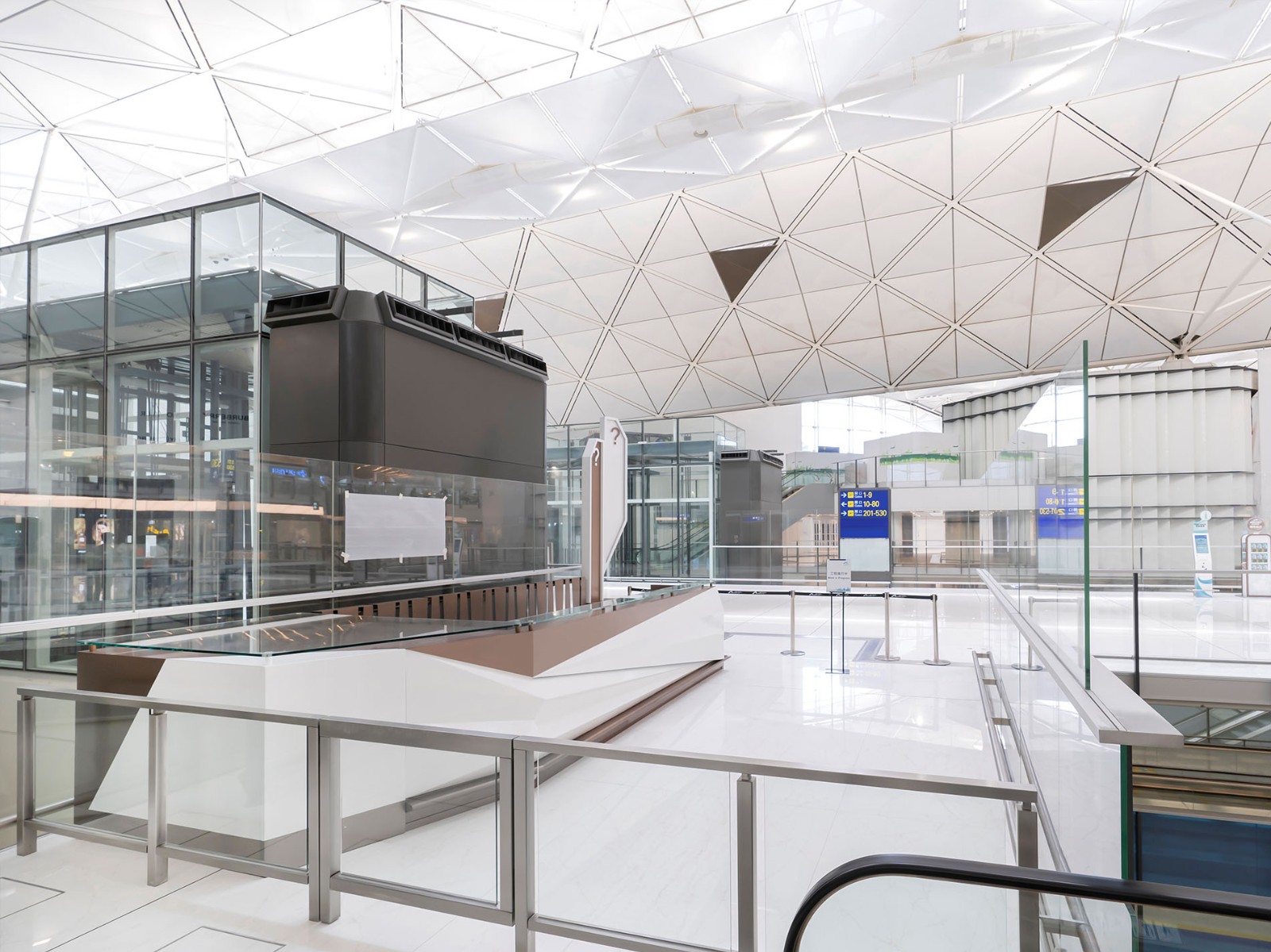 香港國際機場二號客運大樓(離境大堂)