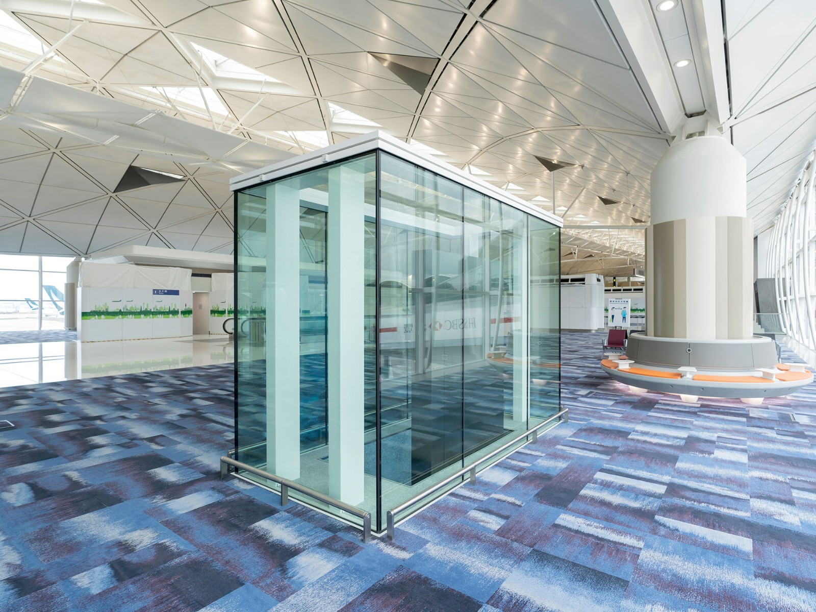 Hong Kong International Airport Terminal 2 Departure Hall